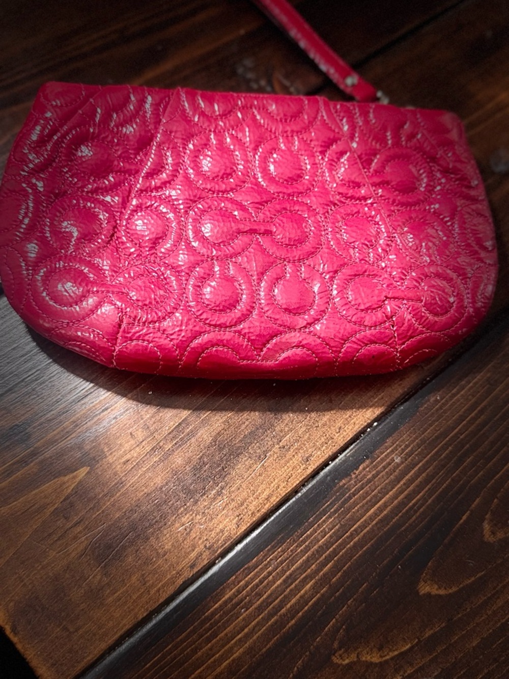 Auth Coach Raspberry Pink Patent Leather Wristlet Zipper Silver Pink Silk Lining